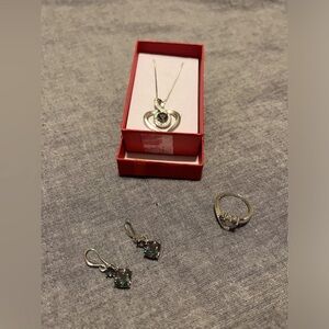 Jewelry set with rainbow (purple and green) cubic zirconia